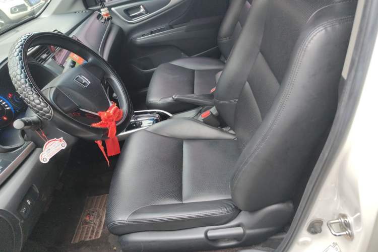 Used Honda Crider 2017 1.8L CVT Comfort Special Edition Left Front Seat