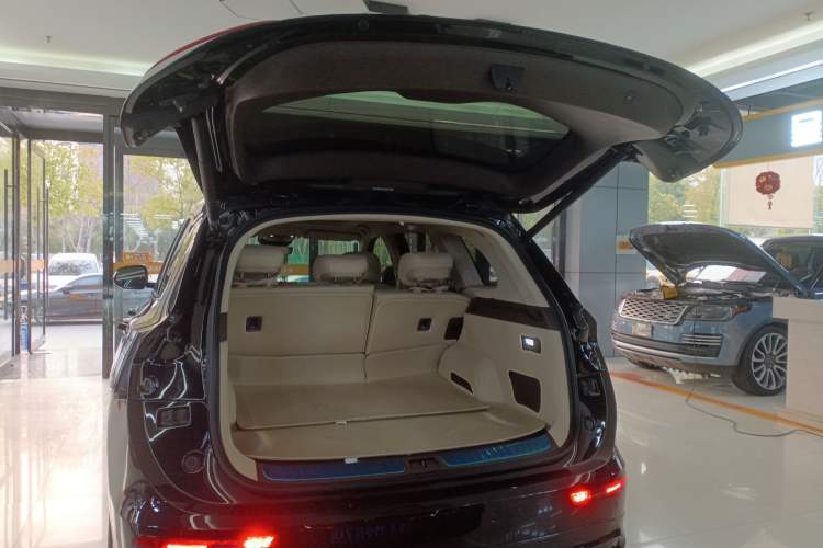 Used Hima AITO M7 2024 1.5T Intelligent Driving 4WD Max Edition 5 Seats