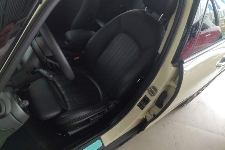 Used MINI 2019 2.0T COOPER S Artist Five-Door Edition Left Front Seat