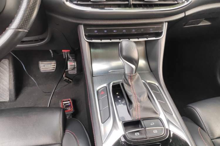 Used MG HS 2018 20T Automatic Two-Wheel Drive Hormone Dynamic Edition China V Standard
