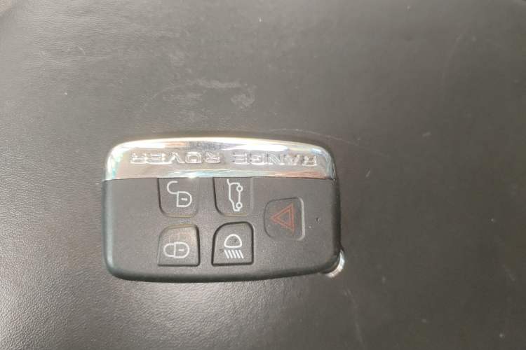 Used Land Rover Range Rover 2010 5.0 NA V8 HSE