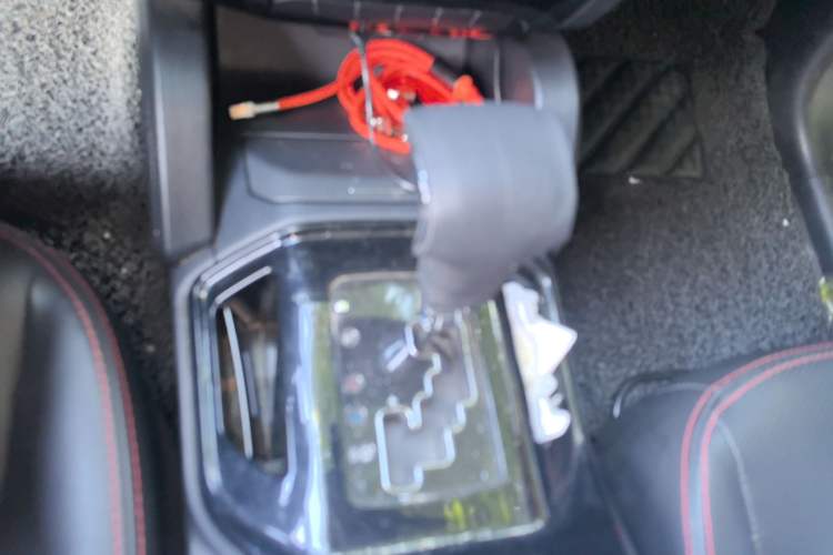 Used Geely Auto GX7 2014 2.0L Automatic Prestige Edition Gear Lever