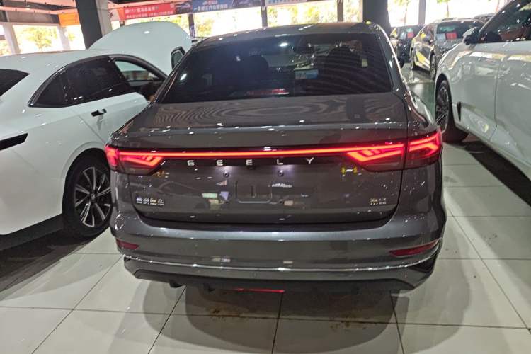 Used Geely Auto Emgrand 2022 4th Generation 1.5L CVT Flagship Model
