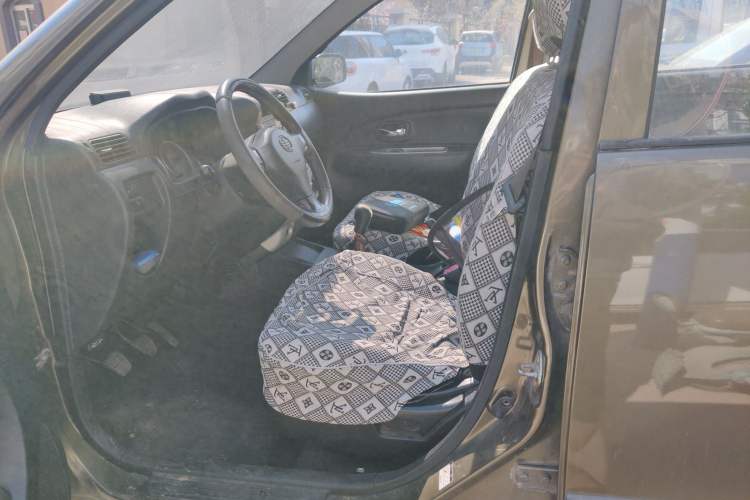 Used FAW Senya S80 2011 1.5L Manual 5-Seater Urban Elite Edition Left Front Seat