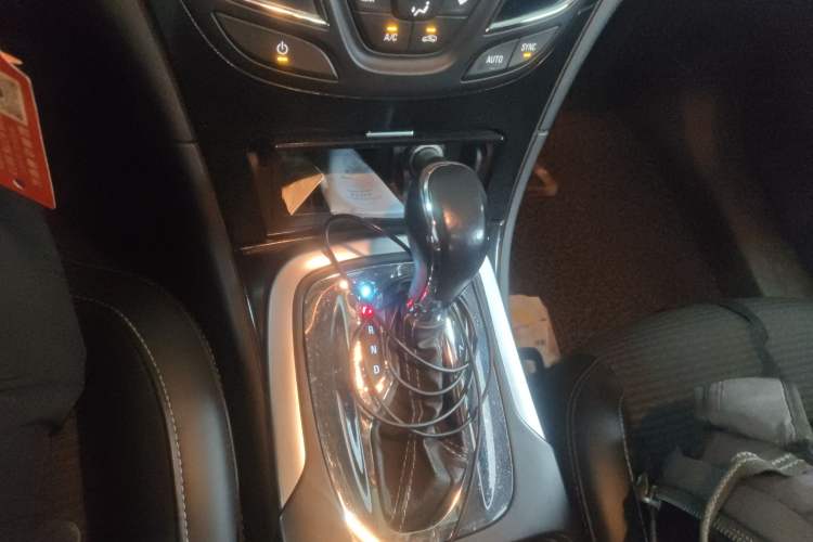 Used Buick Regal 2015 1.6T Leading Technology Model Gear Lever