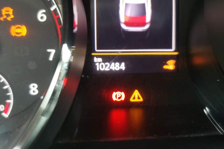 Used Volkswagen Lamando 2017 330TSI DSG Luxury Edition Odometer Close Up