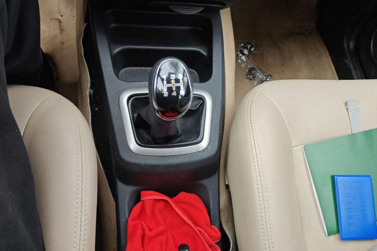 Used HYOSOW H2 2016 H2E 1.5L Elite Model BJ415B
