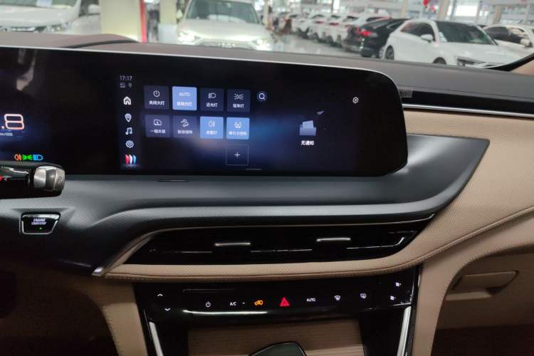 Used Buick GL8 2025 Model Land Executive Class First-Adoption Edition
