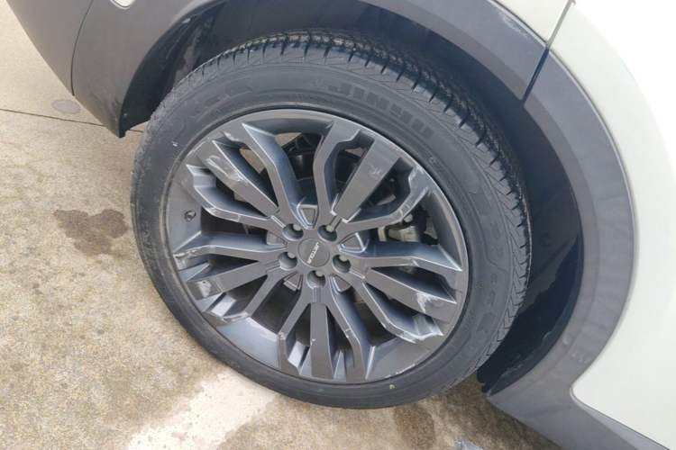 Used JETOUR X70 2018 1.5T Automatic Luxury Edition Right Rear Wheel Hub