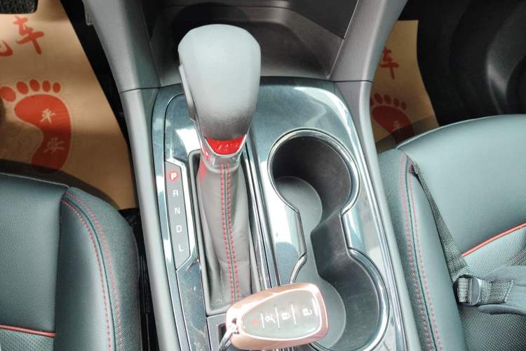 Used Chevrolet Equinox 2022 Mild Hybrid 550T RS Smart Boundary-Setting Edition