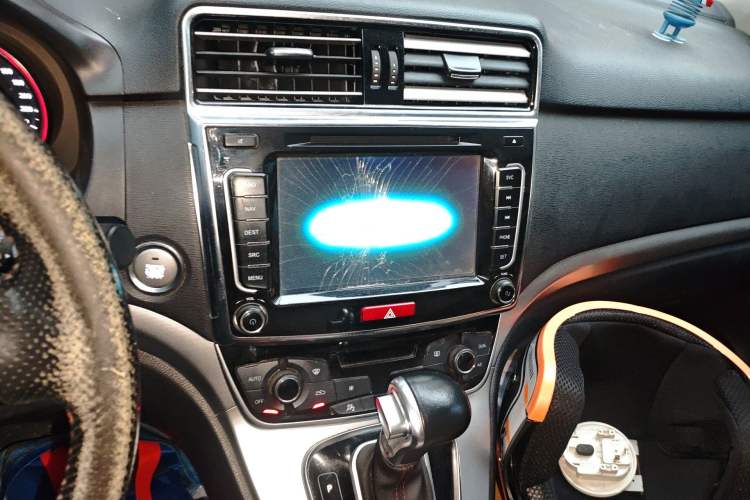 Used Haval H6 2015 Sport Edition 1.5T Automatic Two-Wheel Drive Luxury Model
