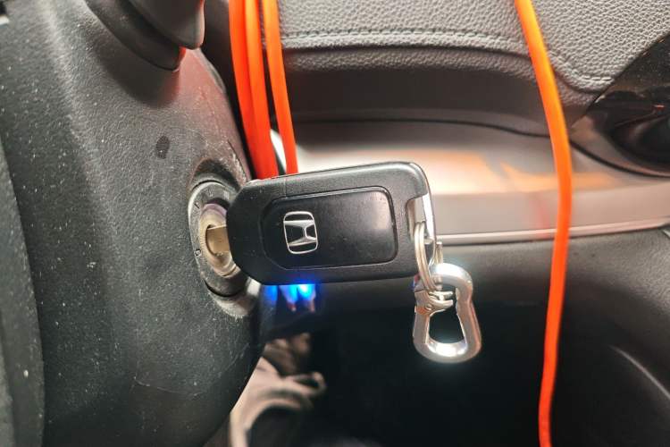 Used Honda CR-V 2016 2.0L two-wheel drive Urban Edition Vehicle Key