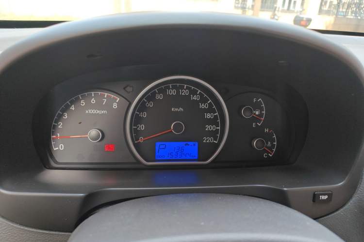 Used Hyundai Celesta 2010 1.6L AT GLS Instrument Cluster