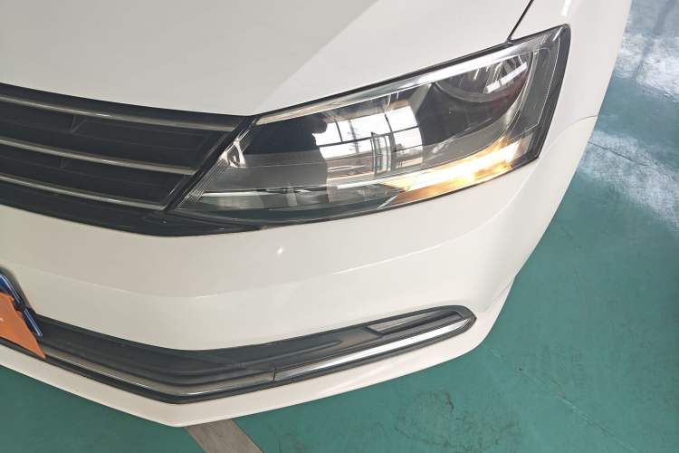 Used Volkswagen Sagitar 2015 1.6L Automatic Comfort Model