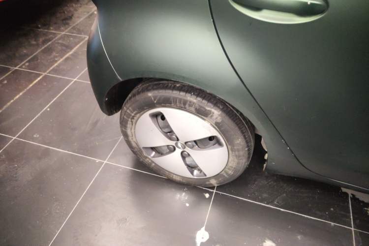 Used ORA Black Cat 2022 Updated Version 301 km Cute Pet Edition Lithium Iron Phosphate
