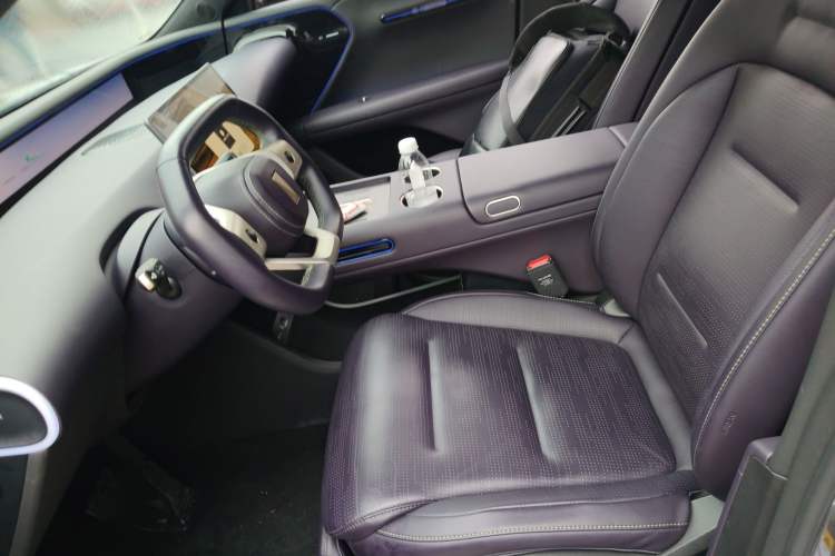 Used Avatr 07 2024 Max Extended-Range Edition Left Front Seat