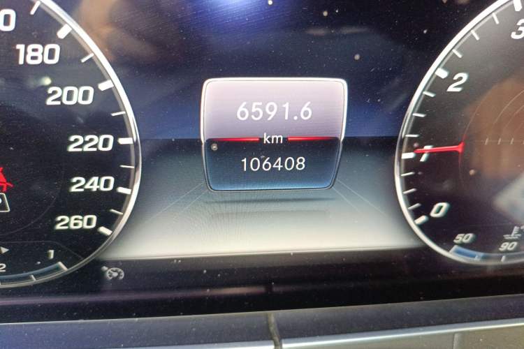 Used Mercedes-Benz E-Class 2019 Restyled E 300 L Sporty and Stylish Edition
