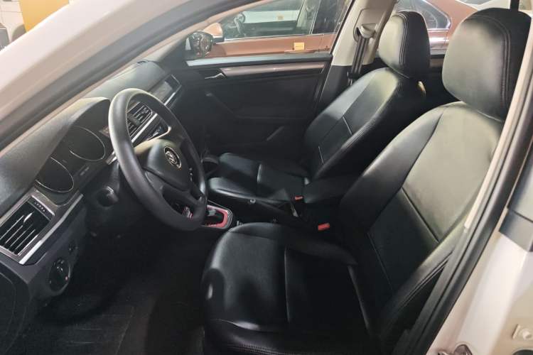 Used Volkswagen Bora 2018 1.5L Automatic Fashion Model