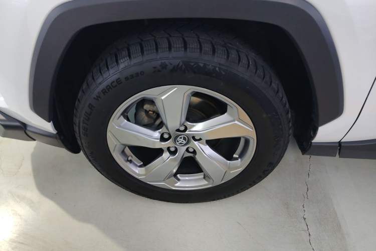 Used Toyota RAV4 2021 2.0L CVT Two-Wheel Drive Fashion PLUS Edition
