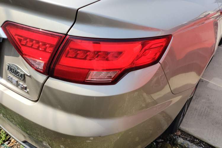 Used Geely Auto Emgrand GL 2018 1.8L Manual Elite Smart Connectivity Version Exterior 3