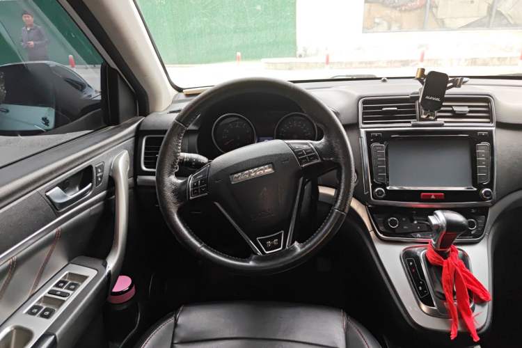 Used Haval H6 2017 Red-Label Sport Edition 1.5T Automatic Two-Wheel Drive Luxury Model Steering Wheel