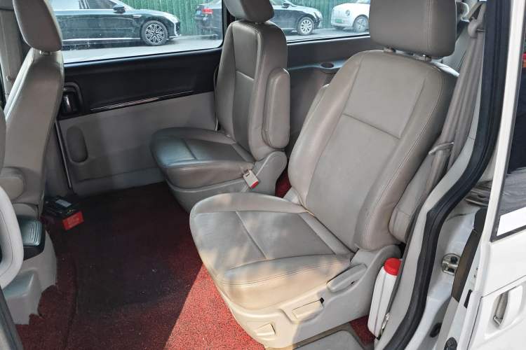 Used JAC Group Refine M5 2013 2.0T Gasoline Manual Business Edition
