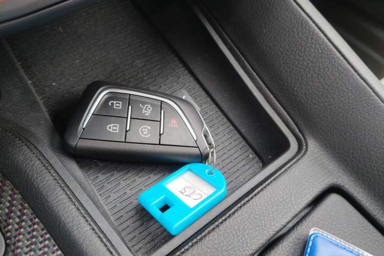 Used Cadillac CT5 2025 28T Track Performance Edition + Peak Track Optional Package Vehicle Key