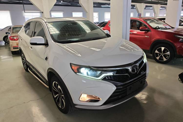 Used Soueast DX7 2018 Prime 1.5T Manual Smart Connect Starry Edition China V Standard Exterior 1