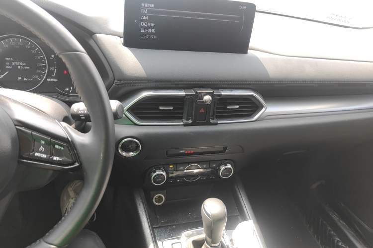 Used Mazda CX-5 2024 2.0L Automatic Two-Wheel Drive ZhiShang Version Audio And AC Panel