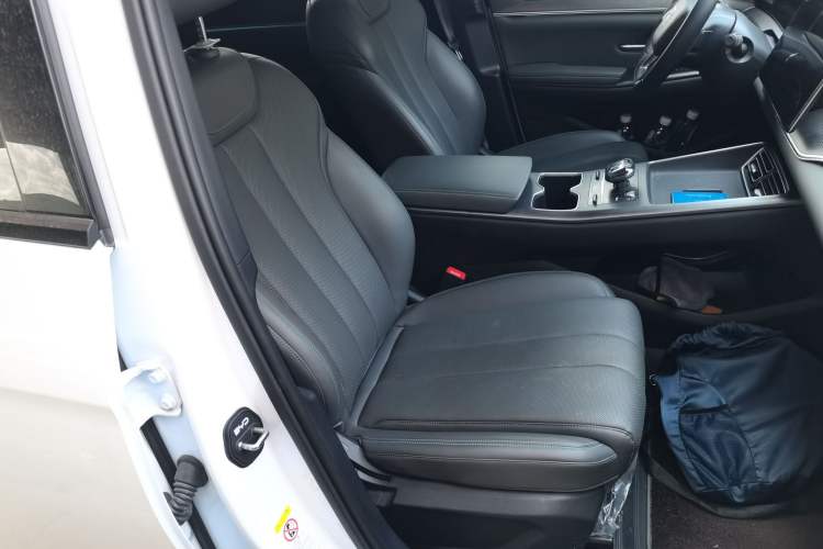 Used BYD Song Pro New Energy 2025 2nd Generation Intelligent Driving Version DM-i 75KM Overachiever Trim Right Front Seat