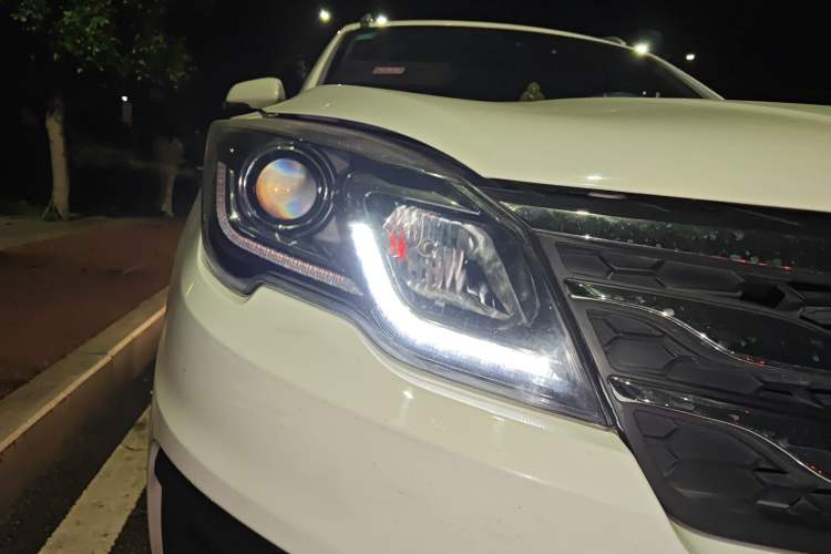 Used GAC Trumpchi GS5 Super 2015 2.0L Manual Two-Wheel Drive Elite Edition
