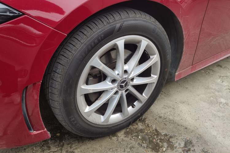 Used Mercedes-Benz A-Class 2020 Restyled A 200 L Sport Sedan Fashion Version
