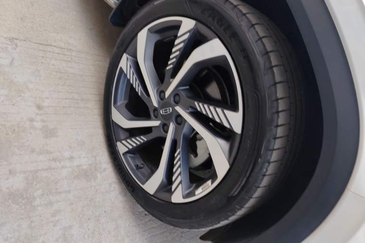 Used Geely Auto Monjaro L 2023 2.0TD High-Power Automatic Two-Wheel Drive Flagship Version