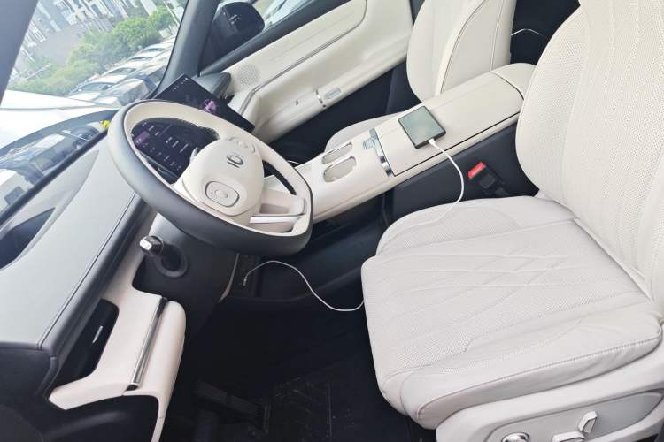 Used CHANGAN NEVO Q07 2025 215 Prestige Edition
