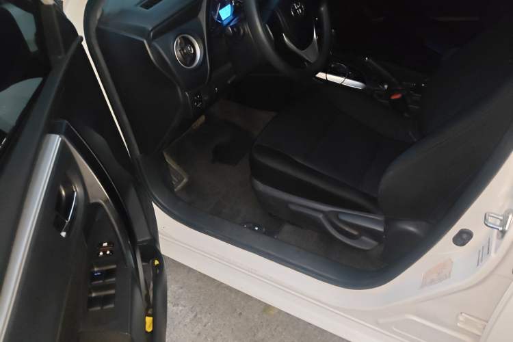 Used Toyota Corolla 2017 Revised Version 1.2T S-CVT GL
