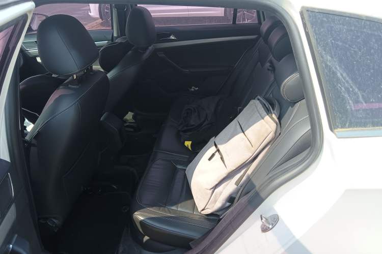 Used Volkswagen Gran Lavida 2017 180TSI DSG Comfort Edition