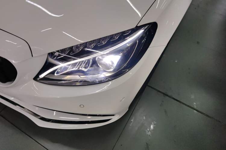 Used Mercedes-Benz C-Class 2017 Facelift C 200 Coupe