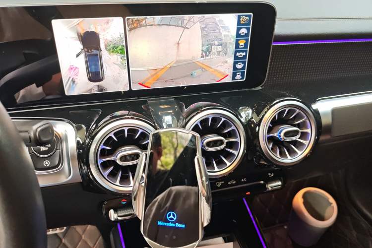 Used Mercedes-Benz GLB 2020 Facelift GLB 200 Fashion Edition Audio And AC Panel