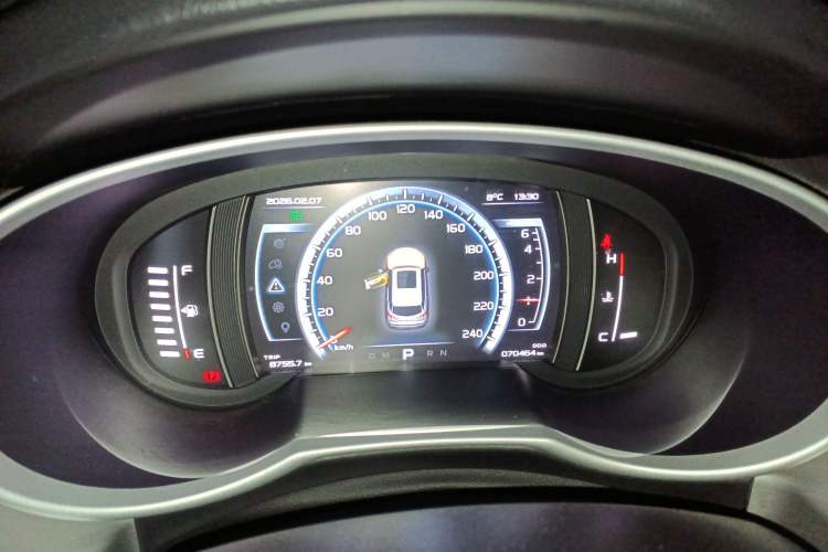 Used Geely Auto Emgrand X7 Sport 2016 1.8TD Automatic ZhiZun Version
