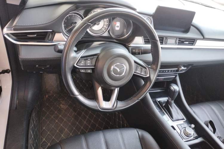 Used Mazda Atenza 2020 2.0L Blue Sky Luxury Edition