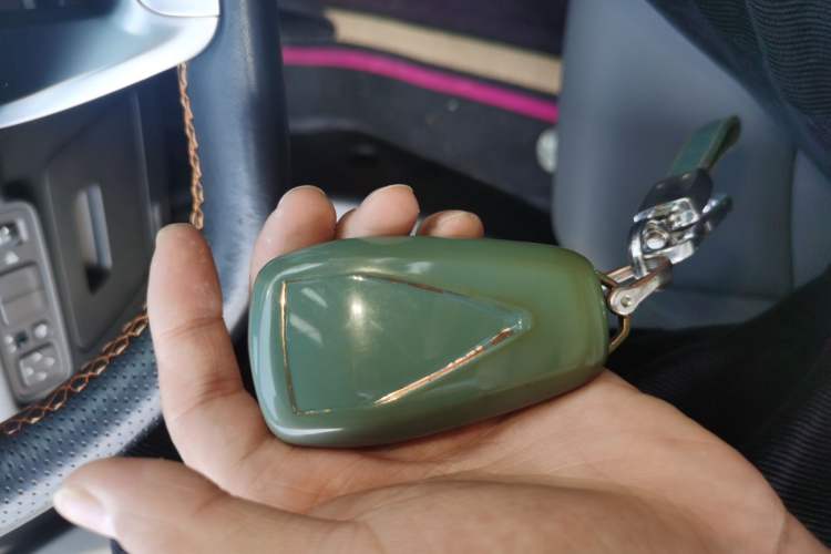 Used CHANGAN UNI-T 2022 1.5T Prestige Version Vehicle Key