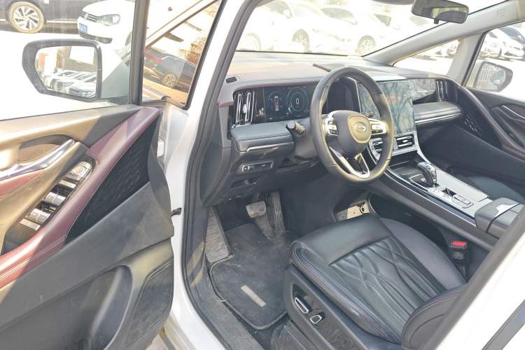 Used GAC Trumpchi M8 2024 Master Series 400T Prestige Edition Driver Seat