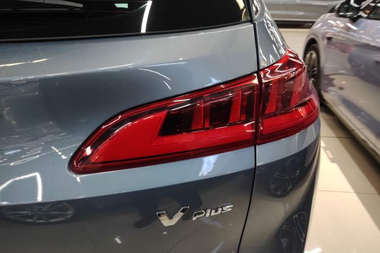 Used AION V 2024 Plus 70 Star Edition Lithium Iron Phosphate
