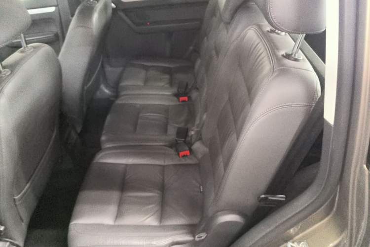 Used Volkswagen Touran 2015 1.4T DSG Comfort Edition 5 Seats Left Rear Seat