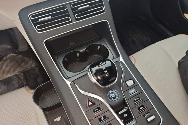 Used BYD Qin PLUS 2023 Champion Edition DM-i 120KM Leading Model
