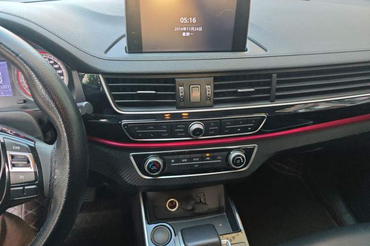 Used FORTHING Joyear X5 2017 Enjoy Series 1.6L CVT Luxury Model
