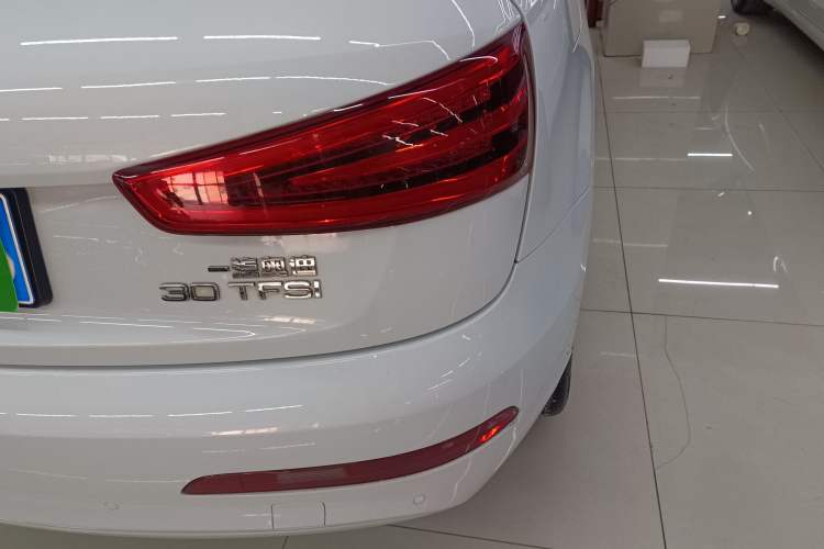 Used Audi Q3 2016 30 TFSI Collector's Edition Comfort Model