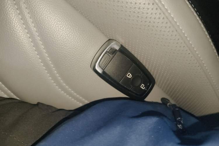 Used Ford Escape 2020 EcoBoost 245 Two-Wheel Drive Smart & Enjoyment Model
