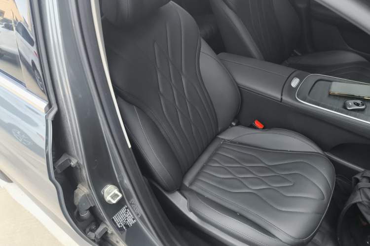 Used Chery Fengyun A8L 2025 1.5 TGDI 145 km Luxury Version
