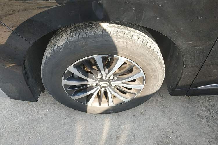 Used GAC Trumpchi M8 2023 Lingxiu Series 390T Deluxe Edition Left Front Wheel Hub